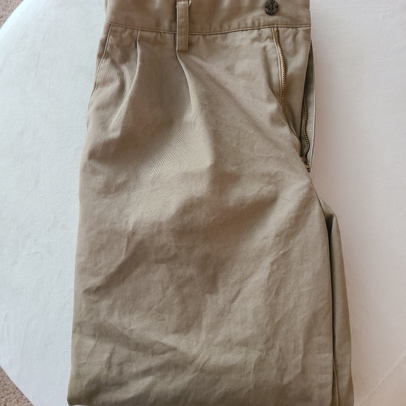 Pleated Khaki Dockers Chinos 33/30 - Picture 4 of 6